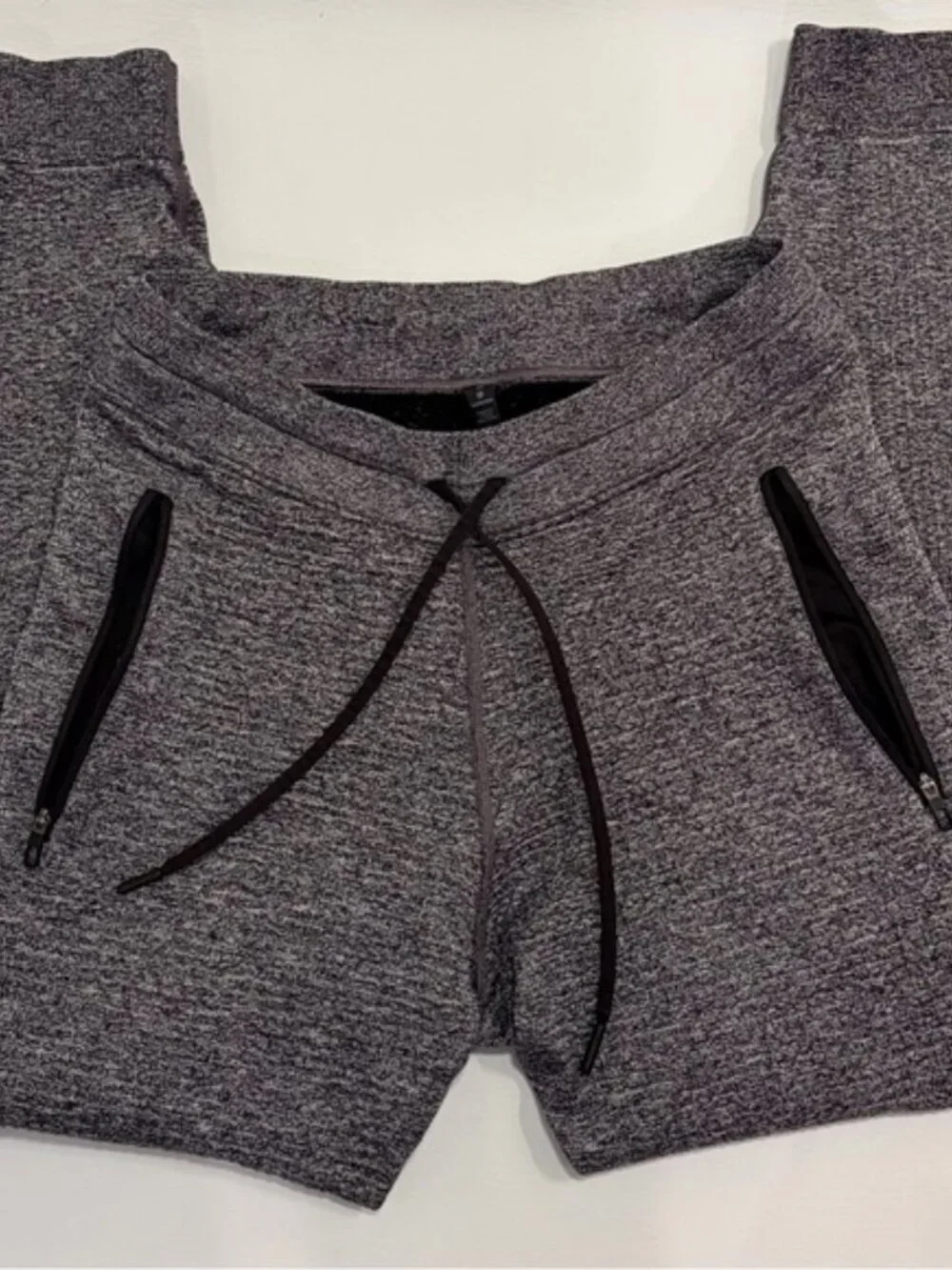 Lululemon Men’s Pants Engineered Warmth Joggers Black / White size Medium - Picture 7 of 16